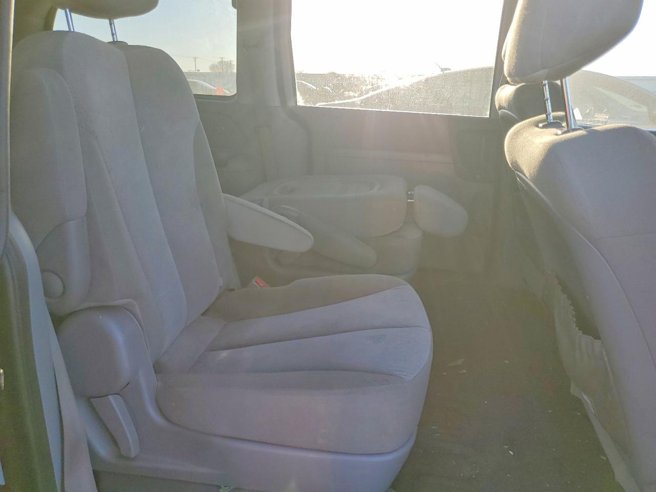 2012 KIA SEDONA
