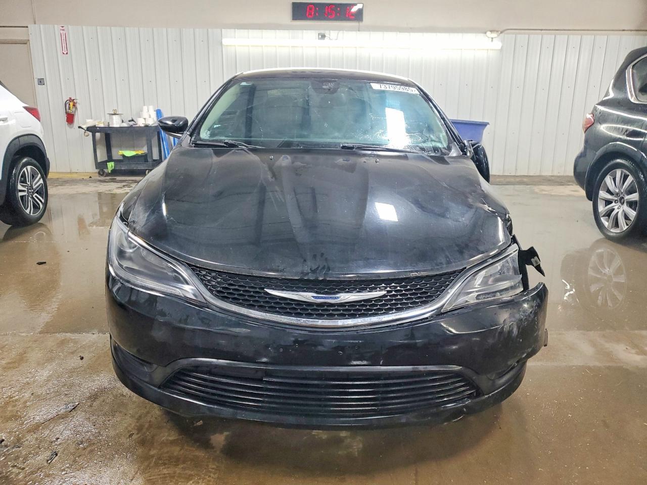 2016 CHRYSLER 200