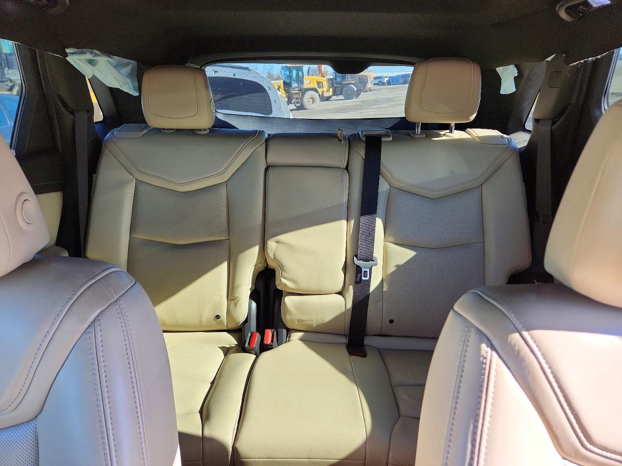 2017 CADILLAC XT5