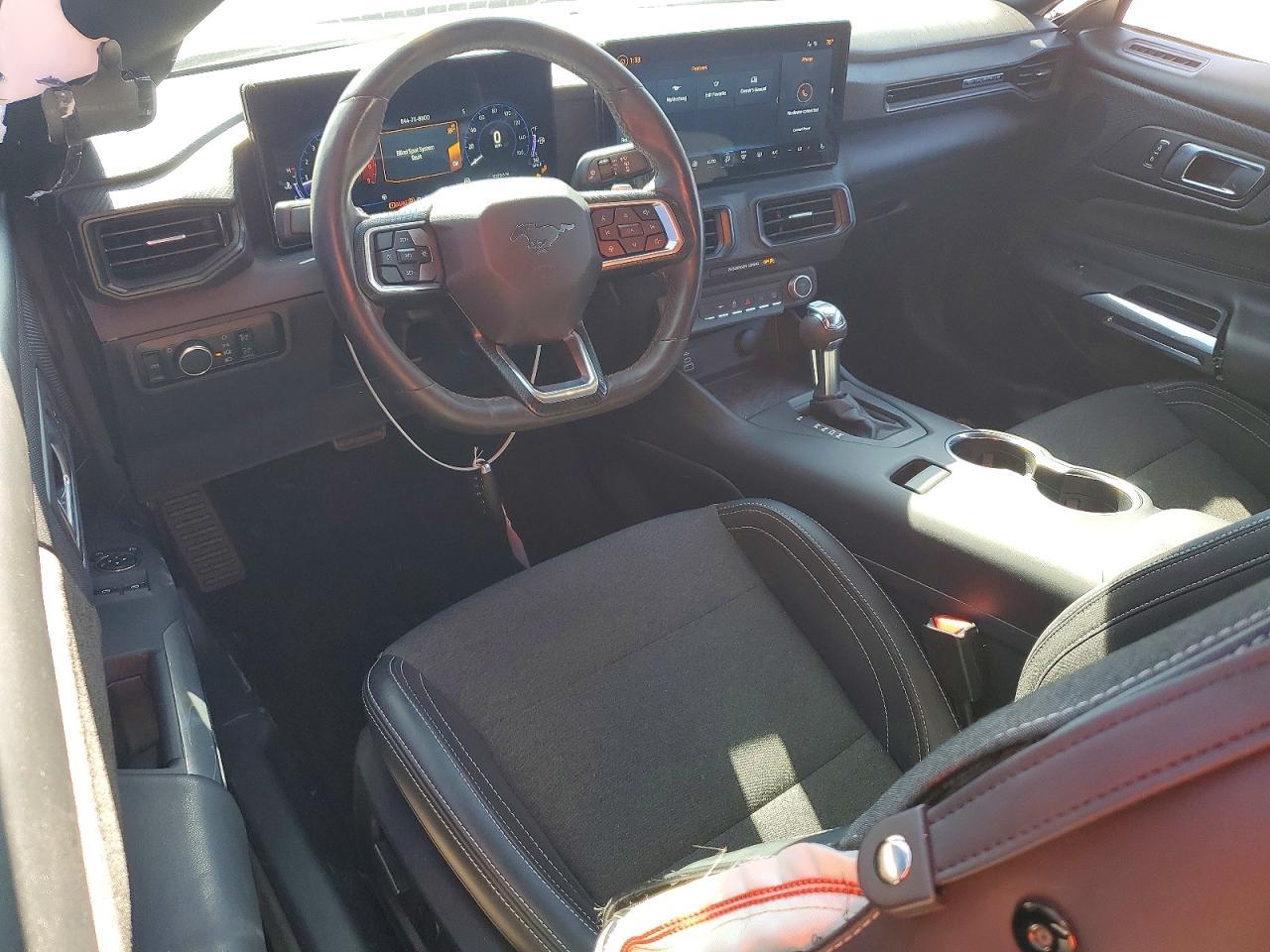 2024 FORD MUSTANG