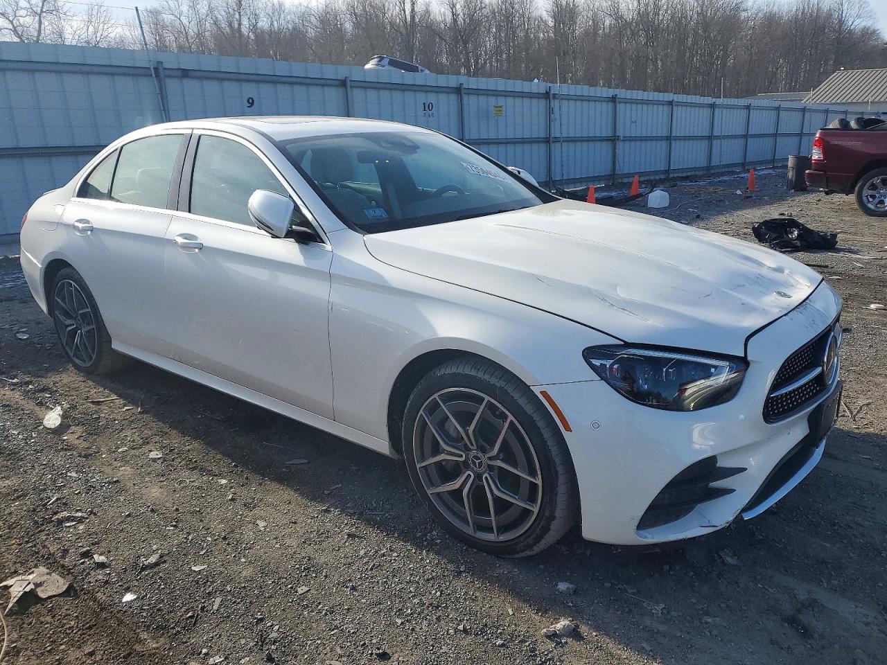 2021 MERCEDES-BENZ E-Class