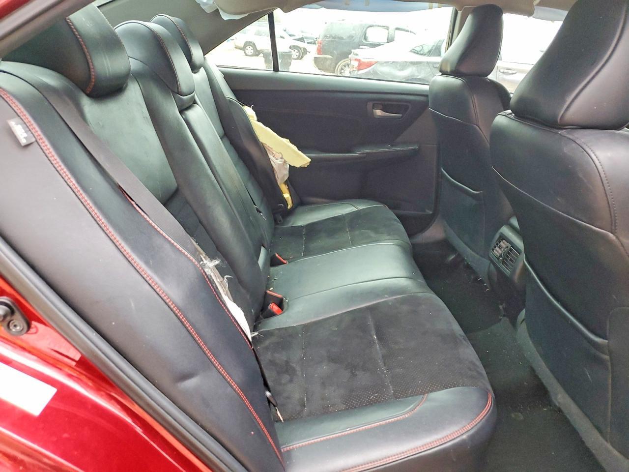 2015 TOYOTA CAMRY