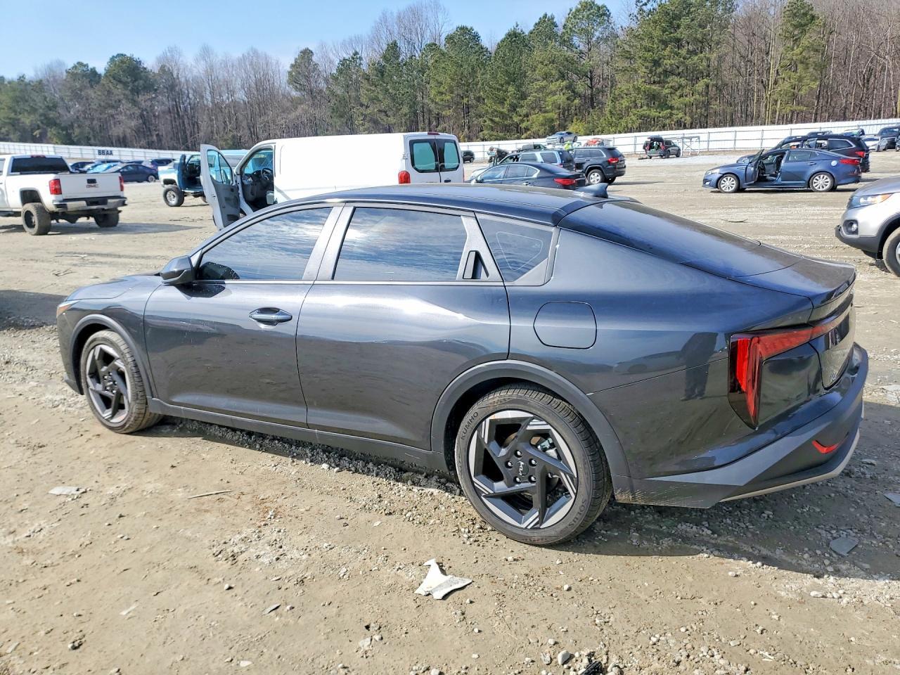 2025 KIA K4