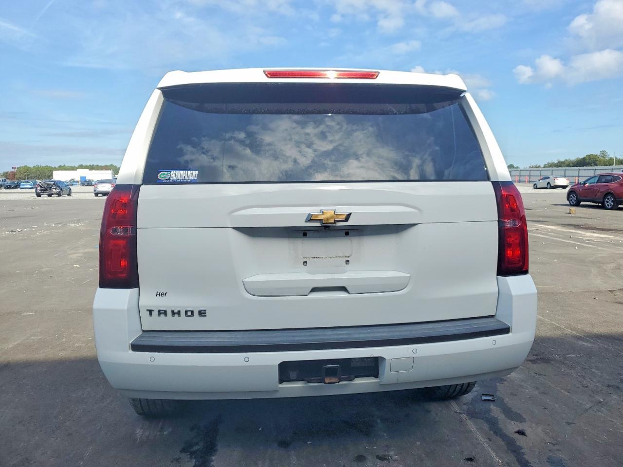 2016 CHEVROLET Tahoe