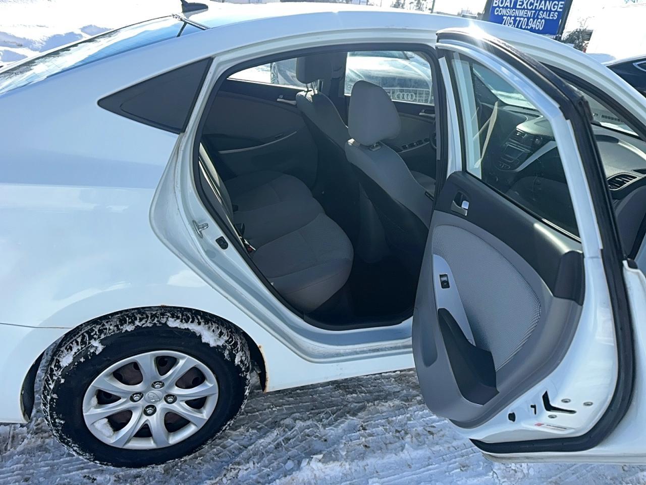 2014 HYUNDAI ACCENT