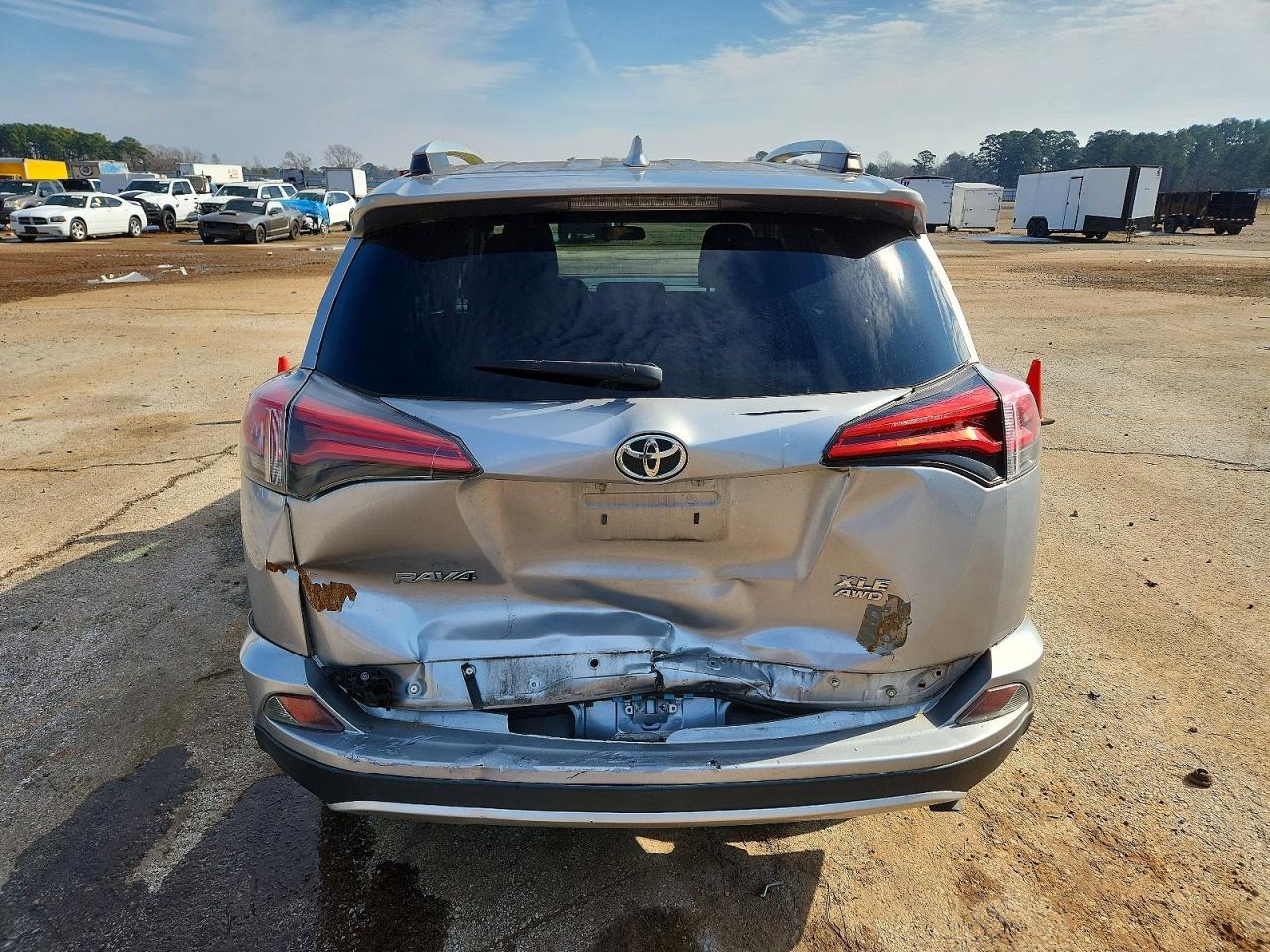 2016 TOYOTA RAV4