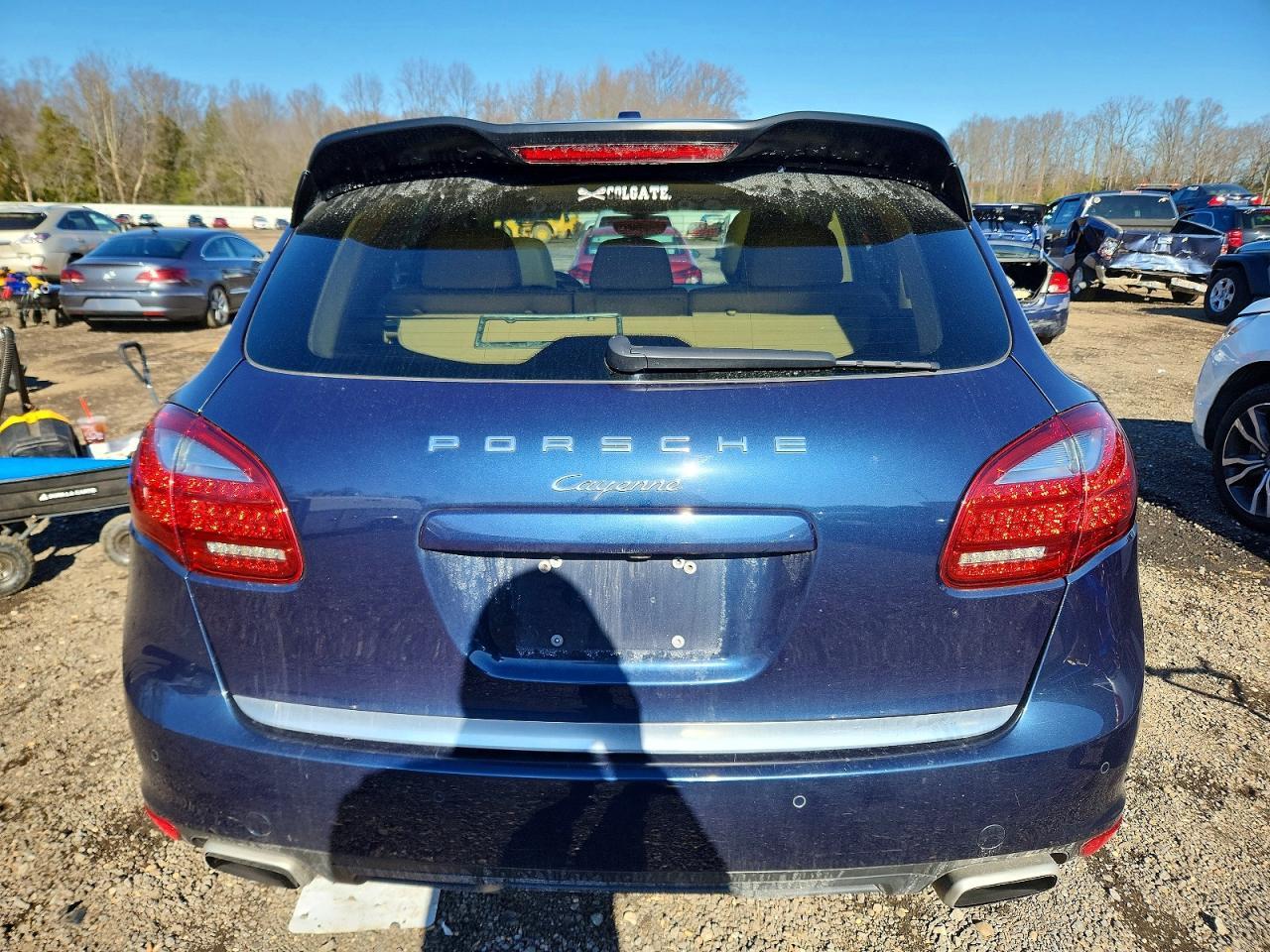 2012 PORSCHE CAYENNE