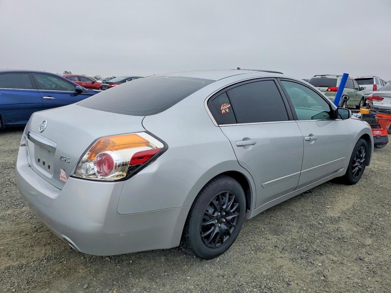 2012 NISSAN ALTIMA