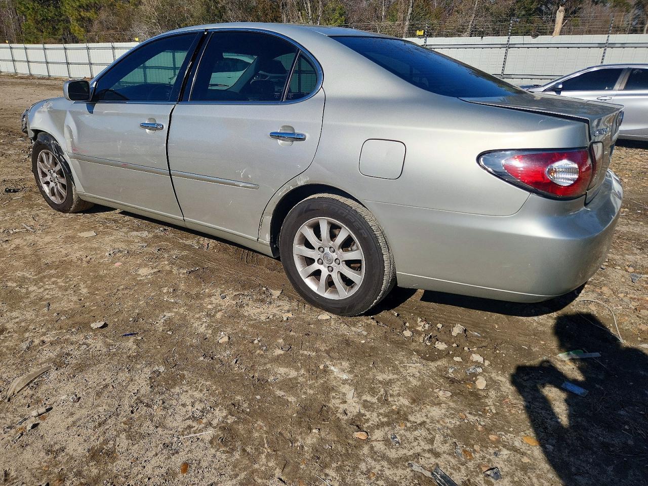 2004 LEXUS ES 330