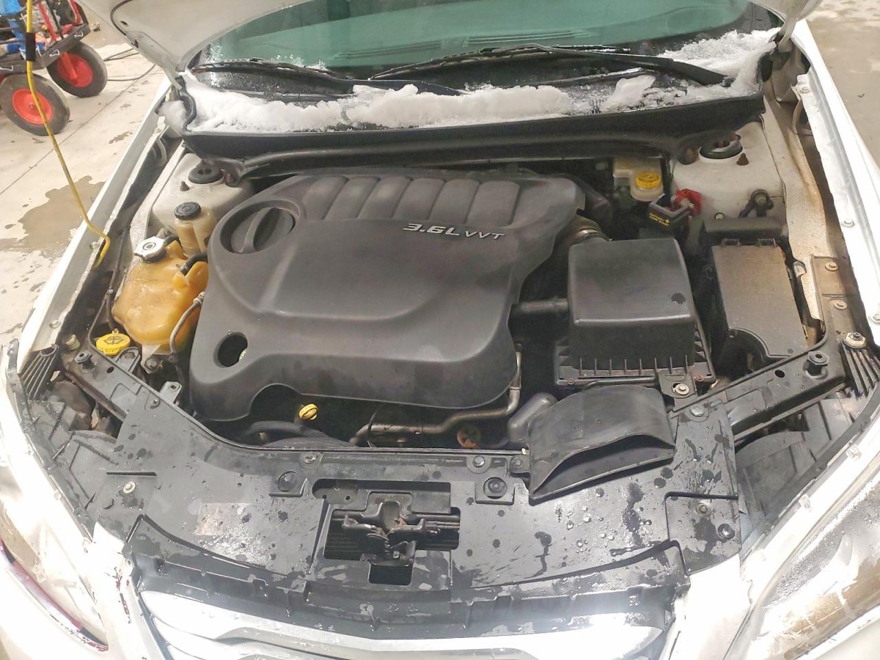 2013 CHRYSLER 200