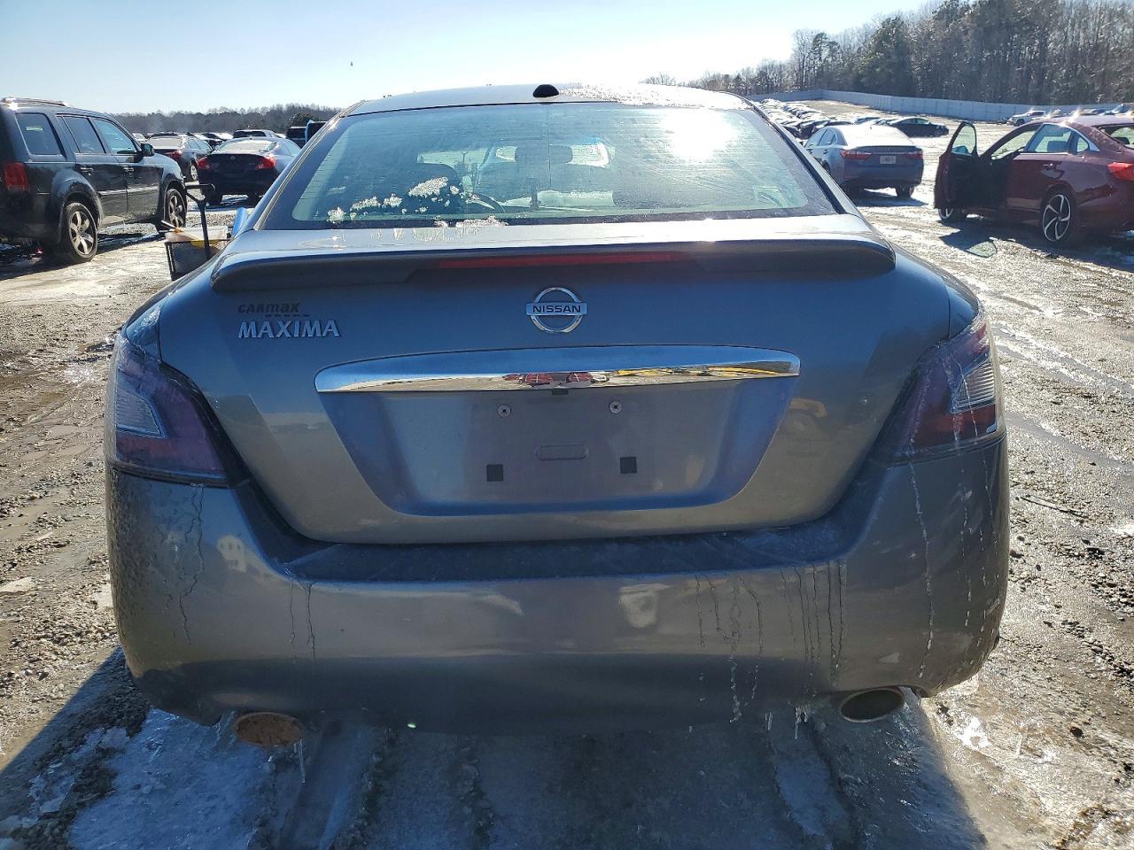 2014 NISSAN Maxima