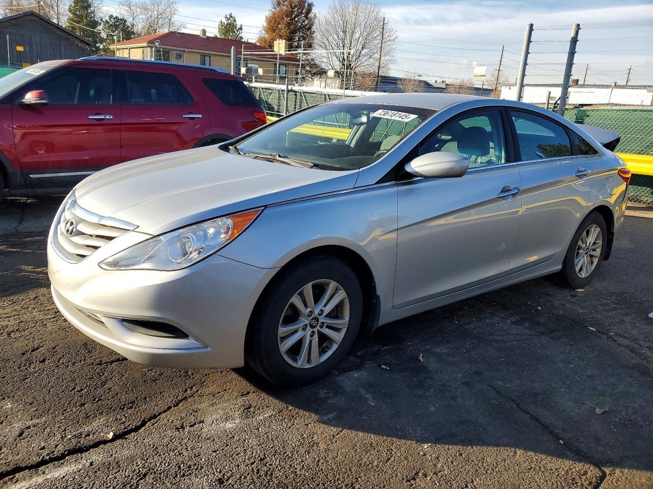 2013 HYUNDAI SONATA