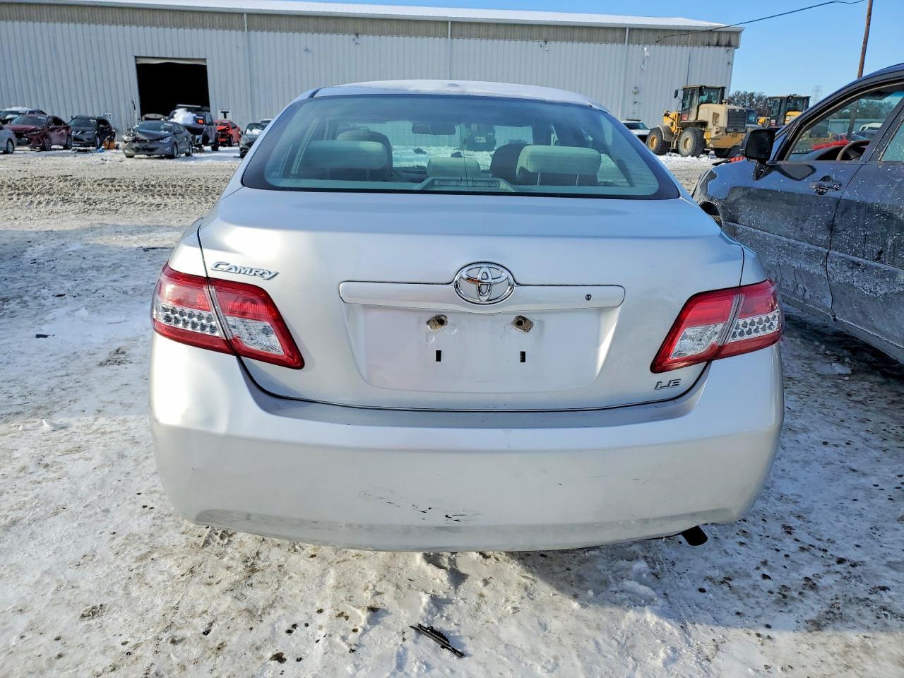 2010 TOYOTA CAMRY