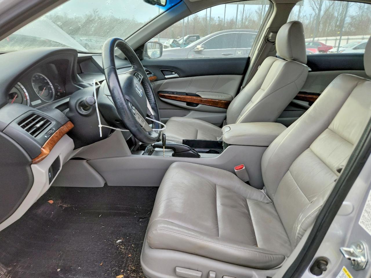 2011 HONDA ACCORD