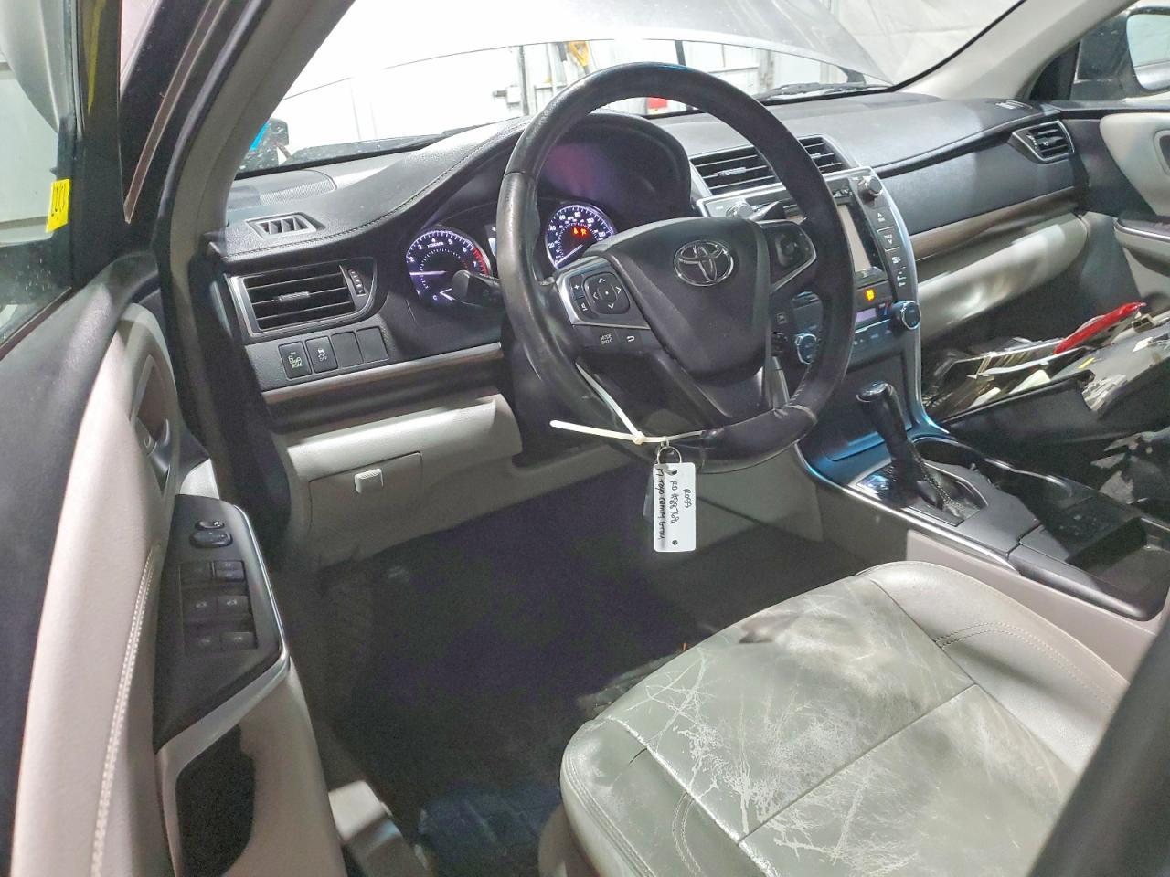 2017 TOYOTA CAMRY
