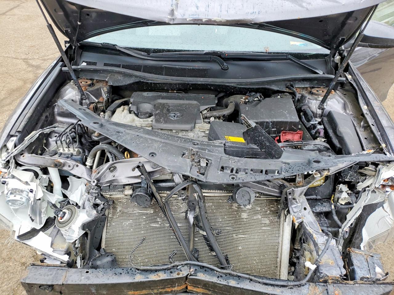 2014 TOYOTA CAMRY