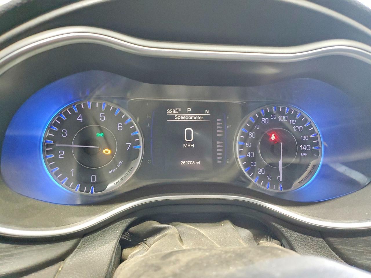 2015 CHRYSLER 200