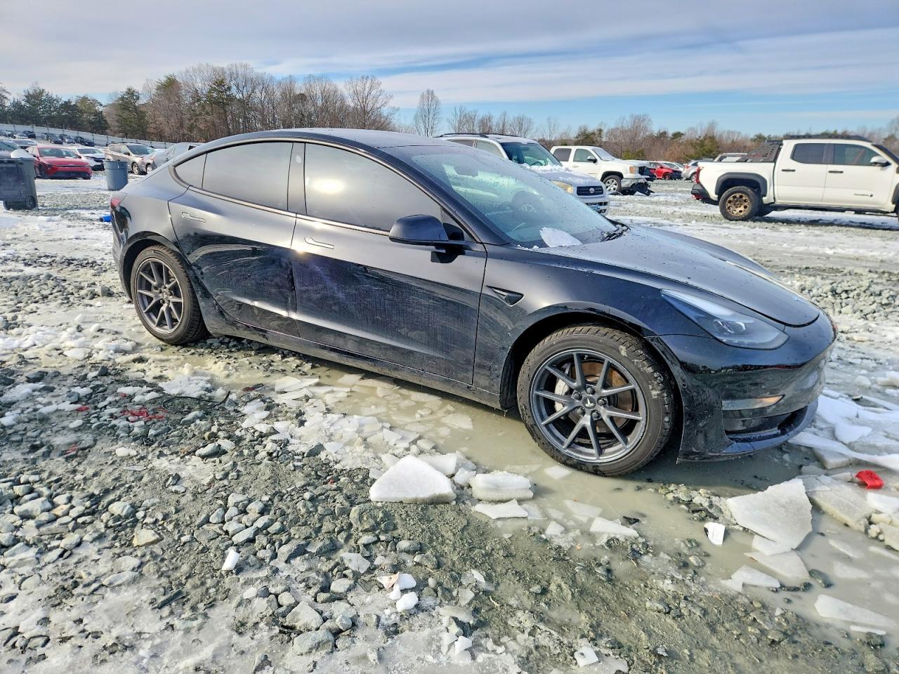 2021 TESLA MODEL 3