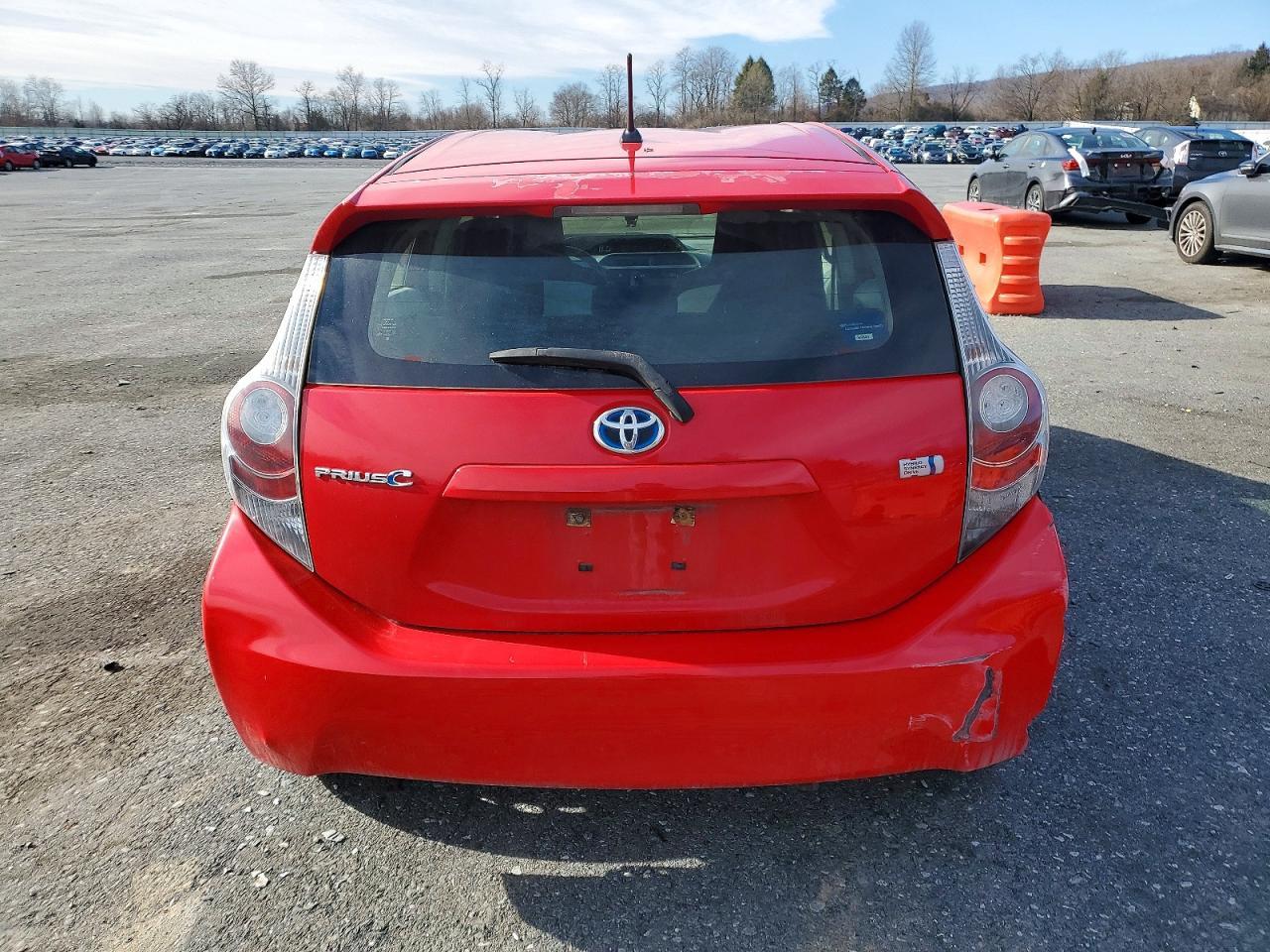 2012 TOYOTA Prius c