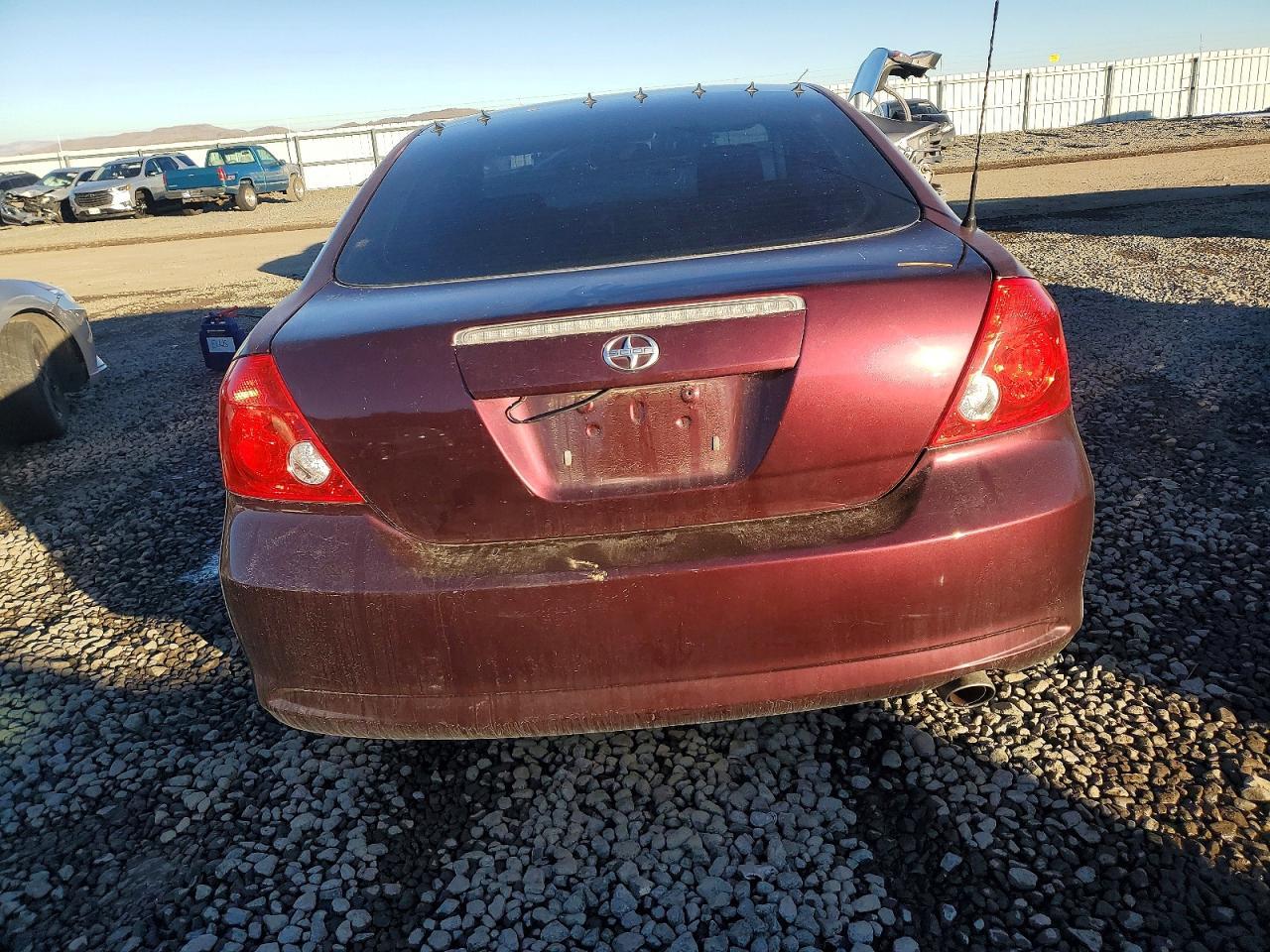 2005 TOYOTA SCION