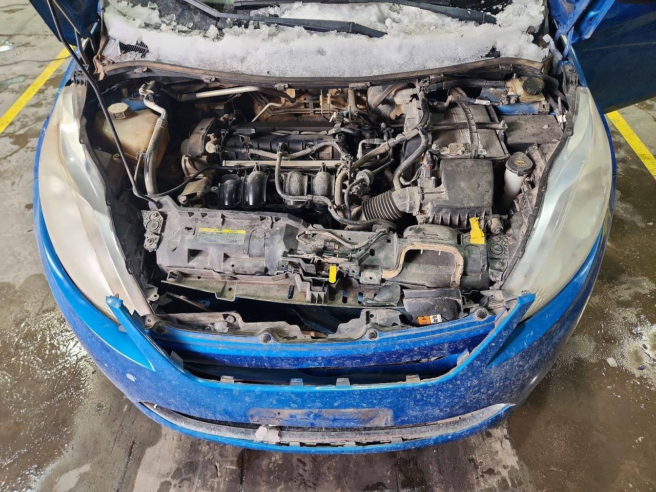 2012 FORD Fiesta