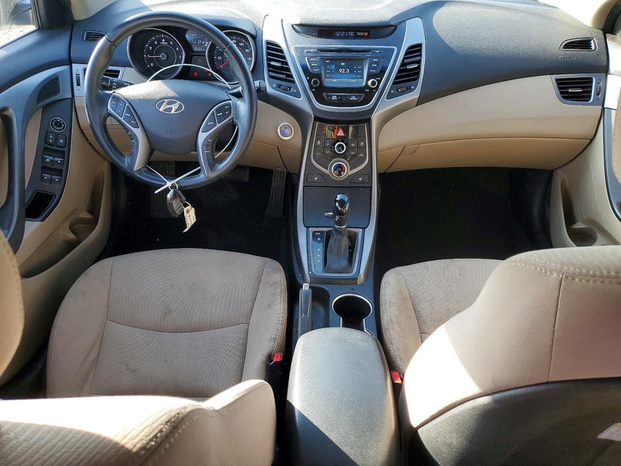 2016 HYUNDAI ELANTRA