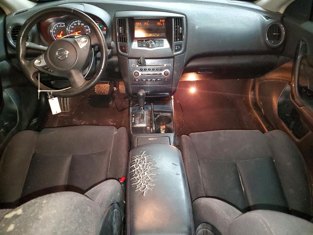 2013 NISSAN Maxima