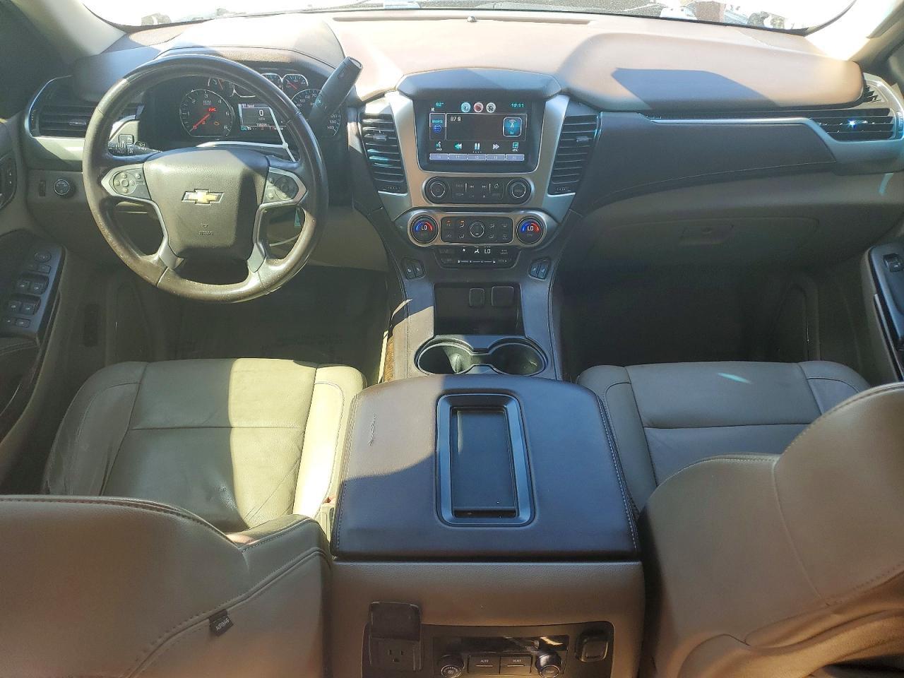 2015 CHEVROLET Suburban