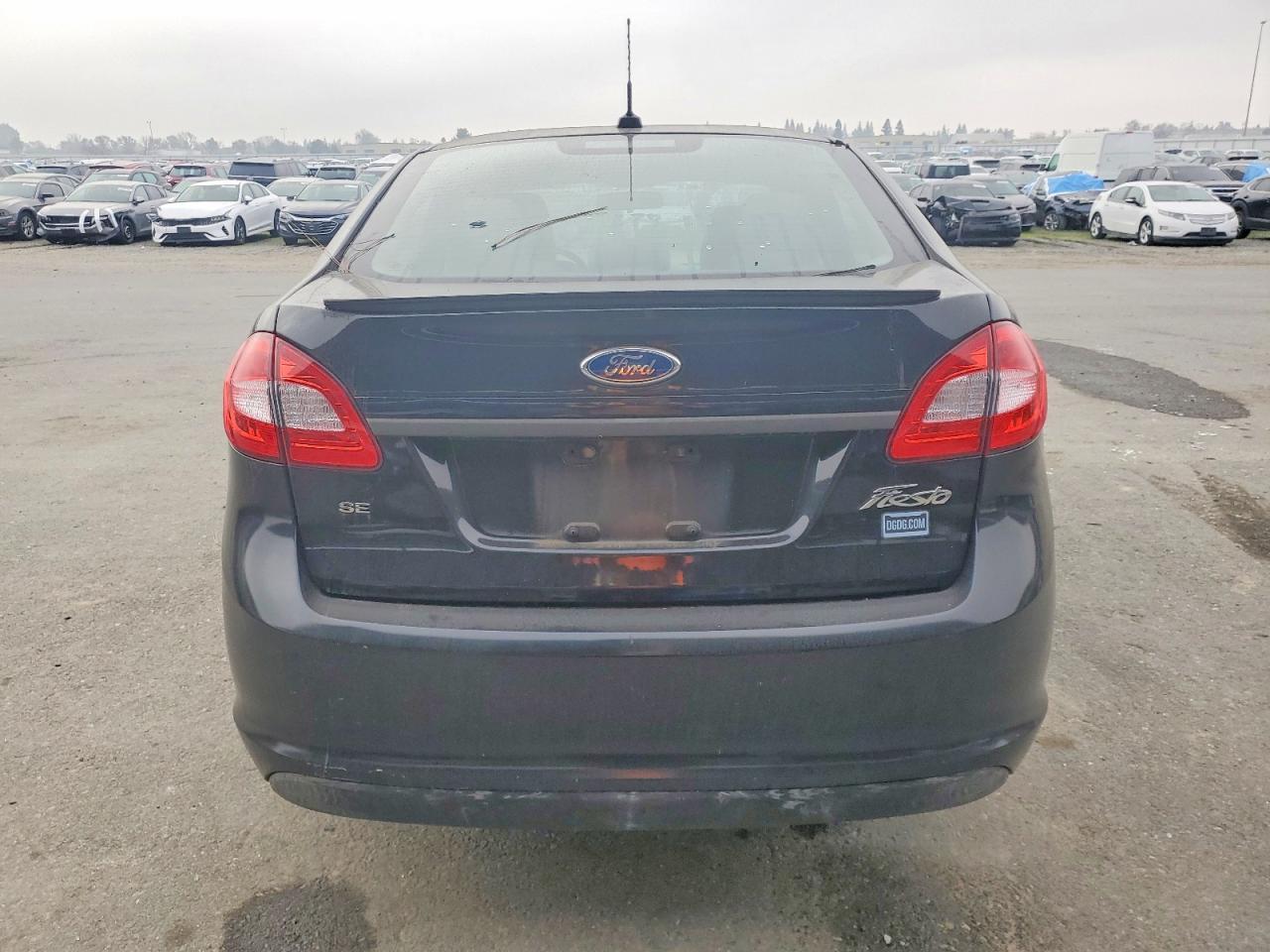 2013 FORD Fiesta