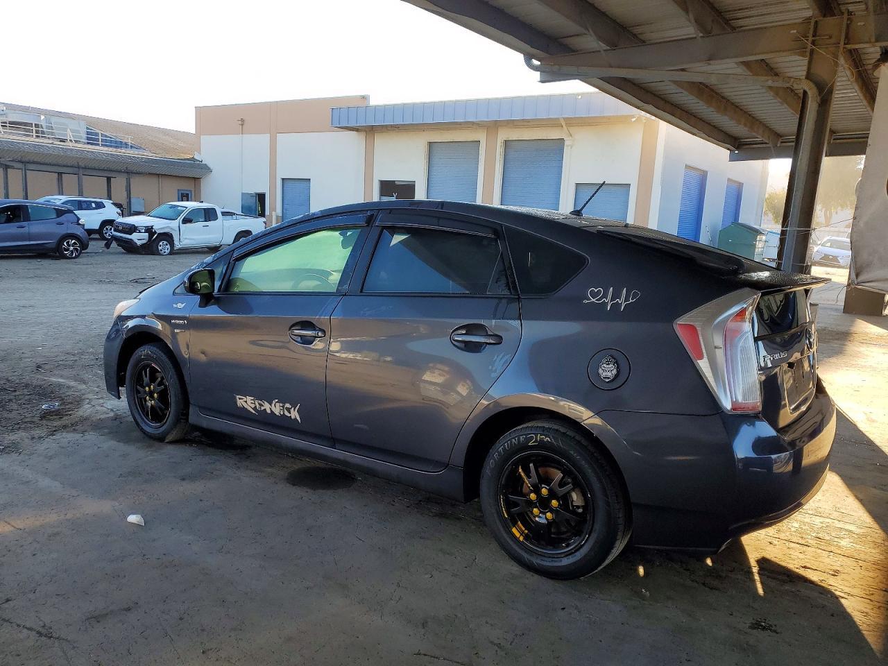 2014 TOYOTA PRIUS