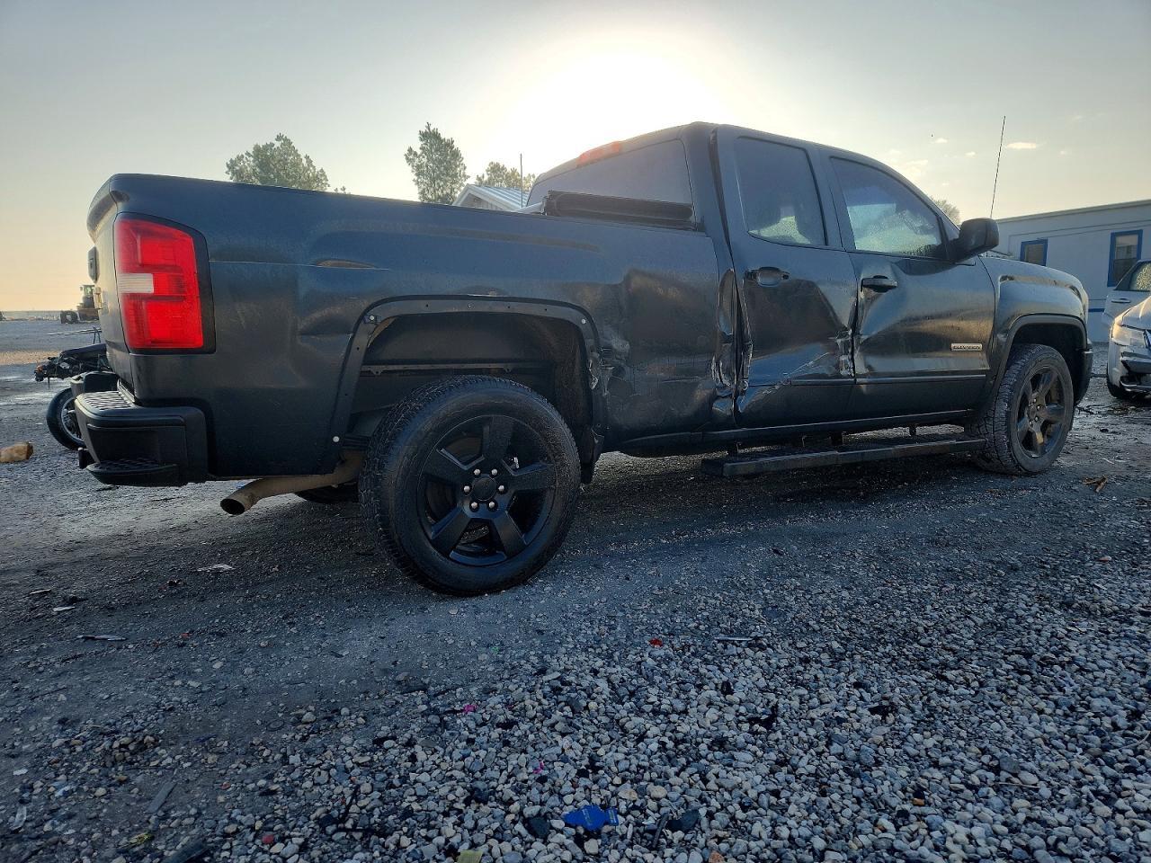 2018 GMC Sierra