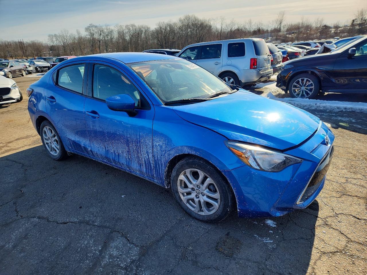 2017 TOYOTA YARIS