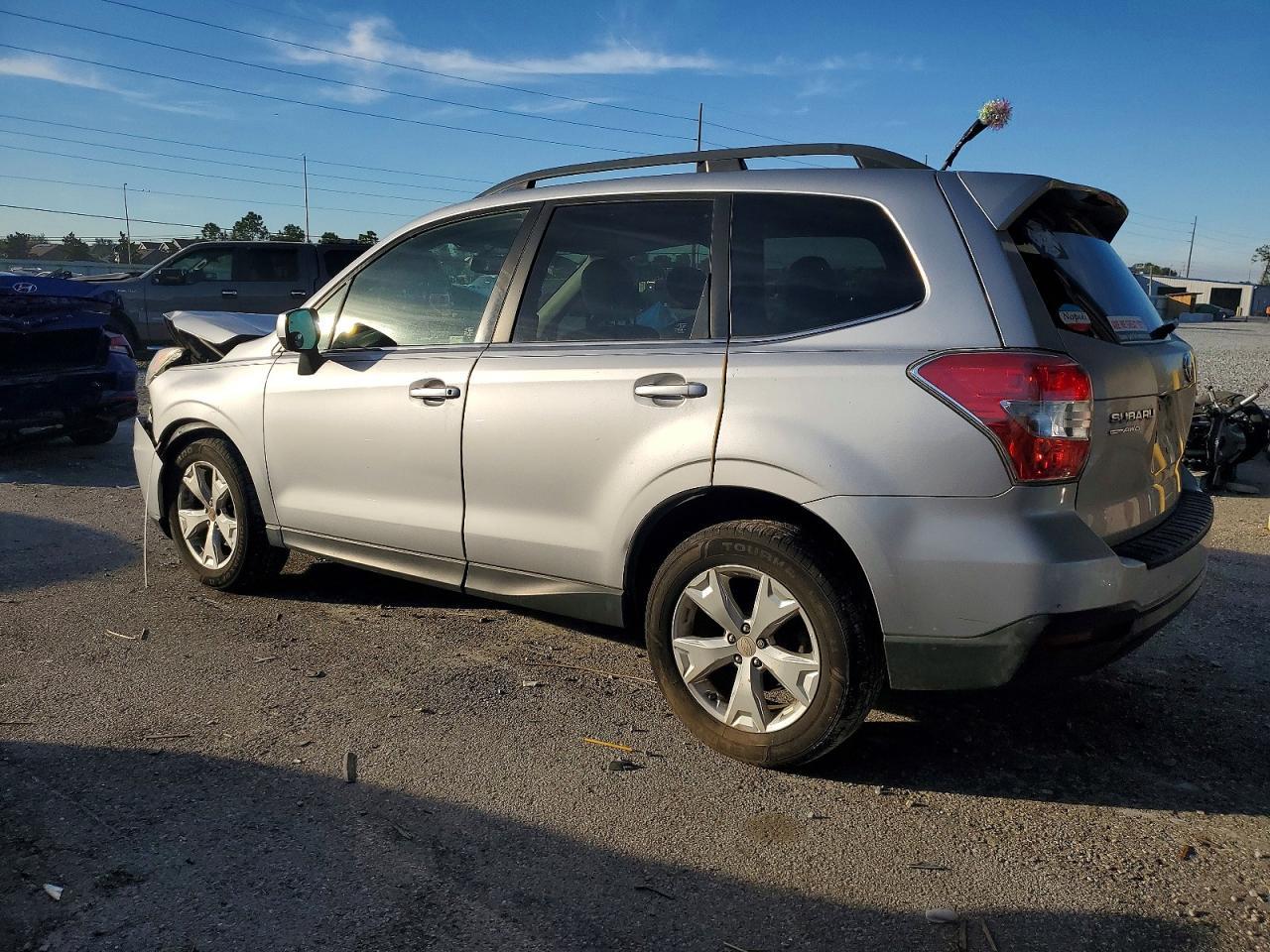 2015 SUBARU FORESTER