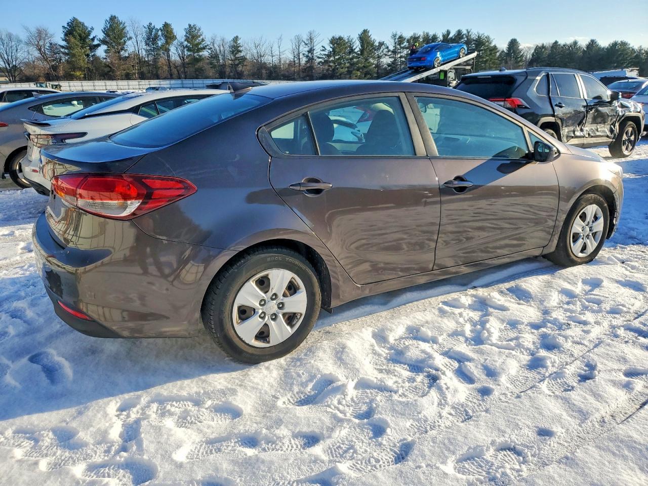 2017 KIA FORTE