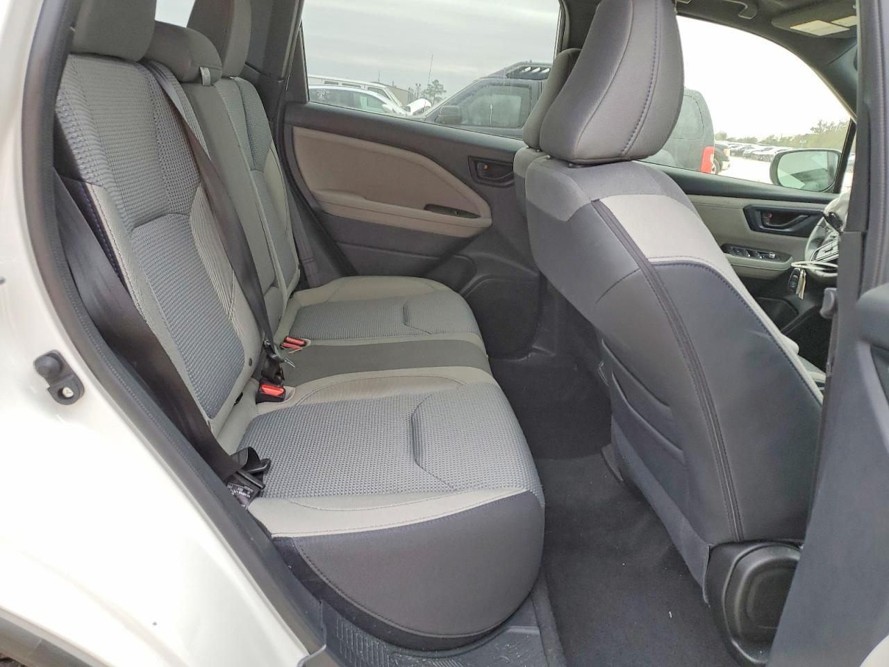 2025 SUBARU FORESTER
