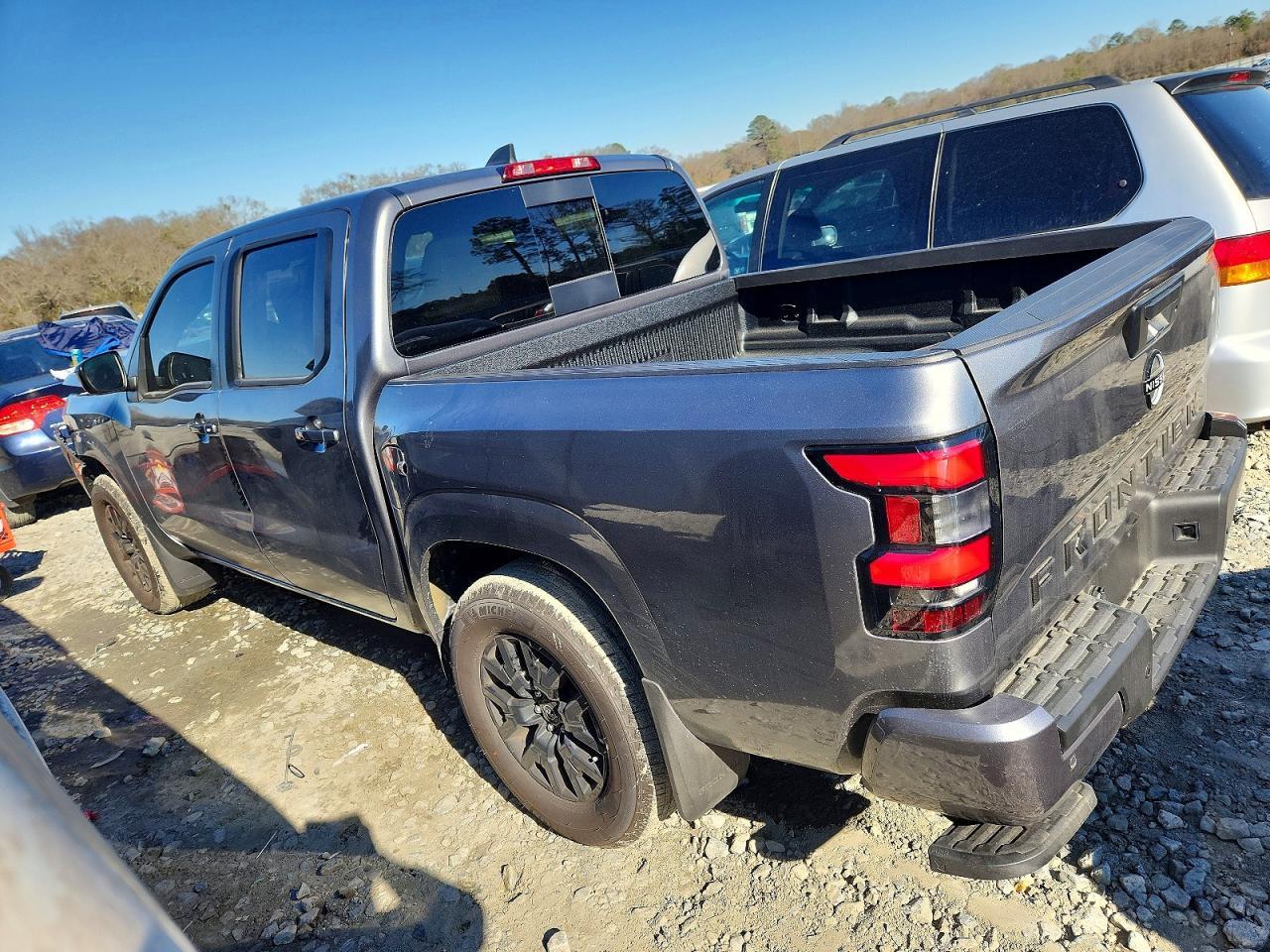2026 NISSAN Frontier