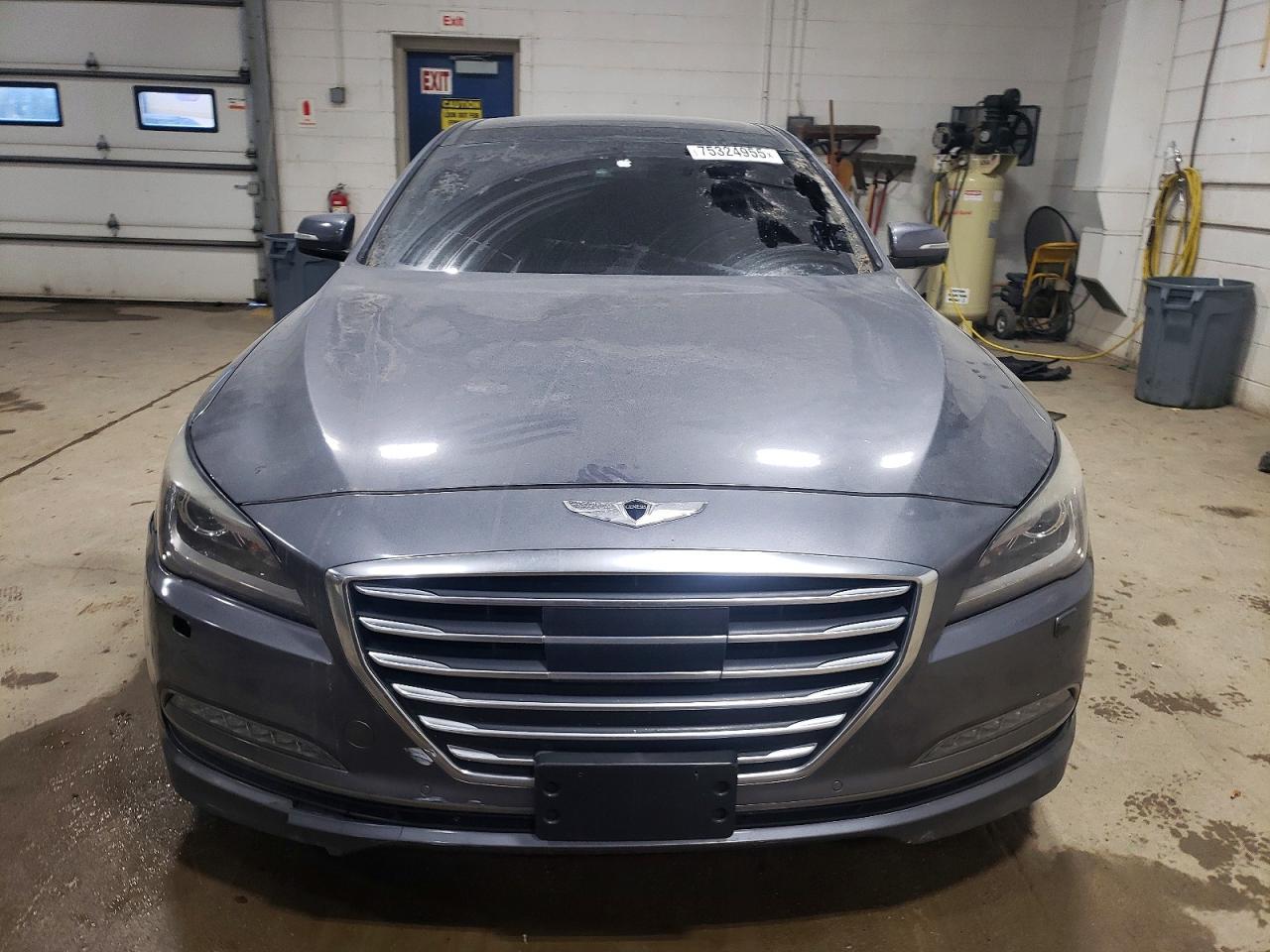 2016 HYUNDAI GENESIS