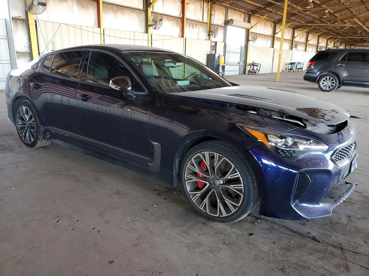 2020 KIA Stinger