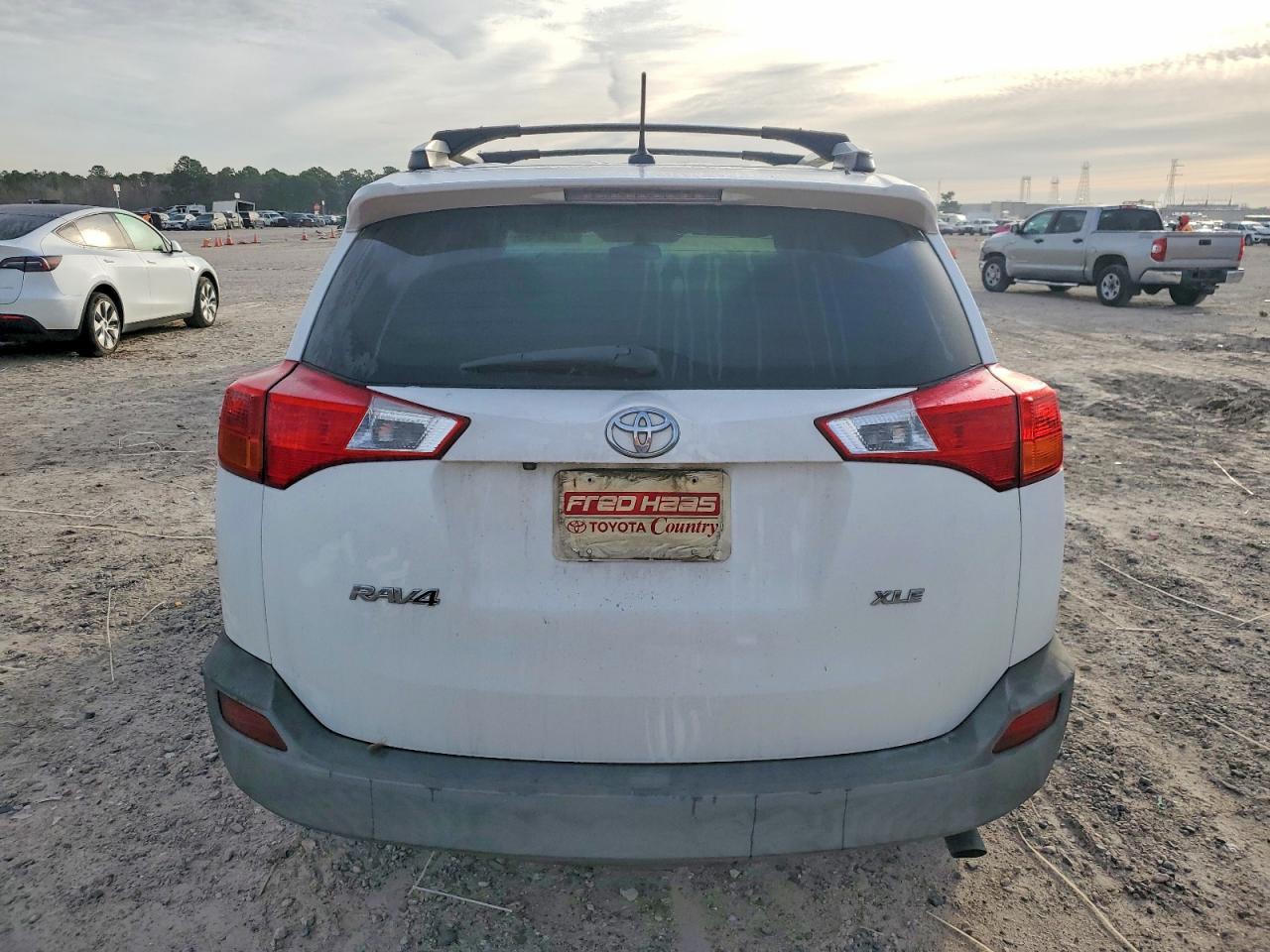 2015 TOYOTA RAV4