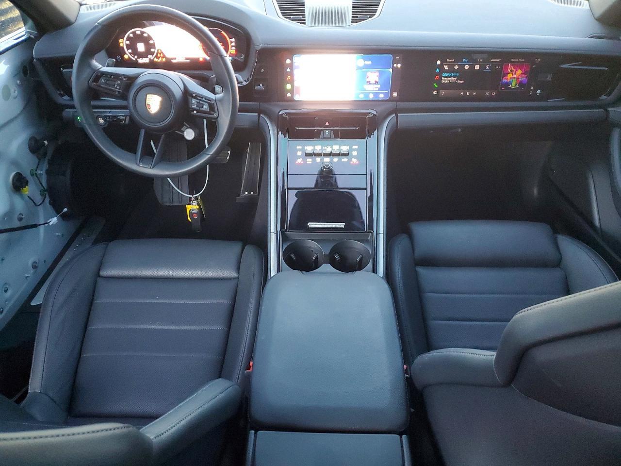 2025 PORSCHE Panamera