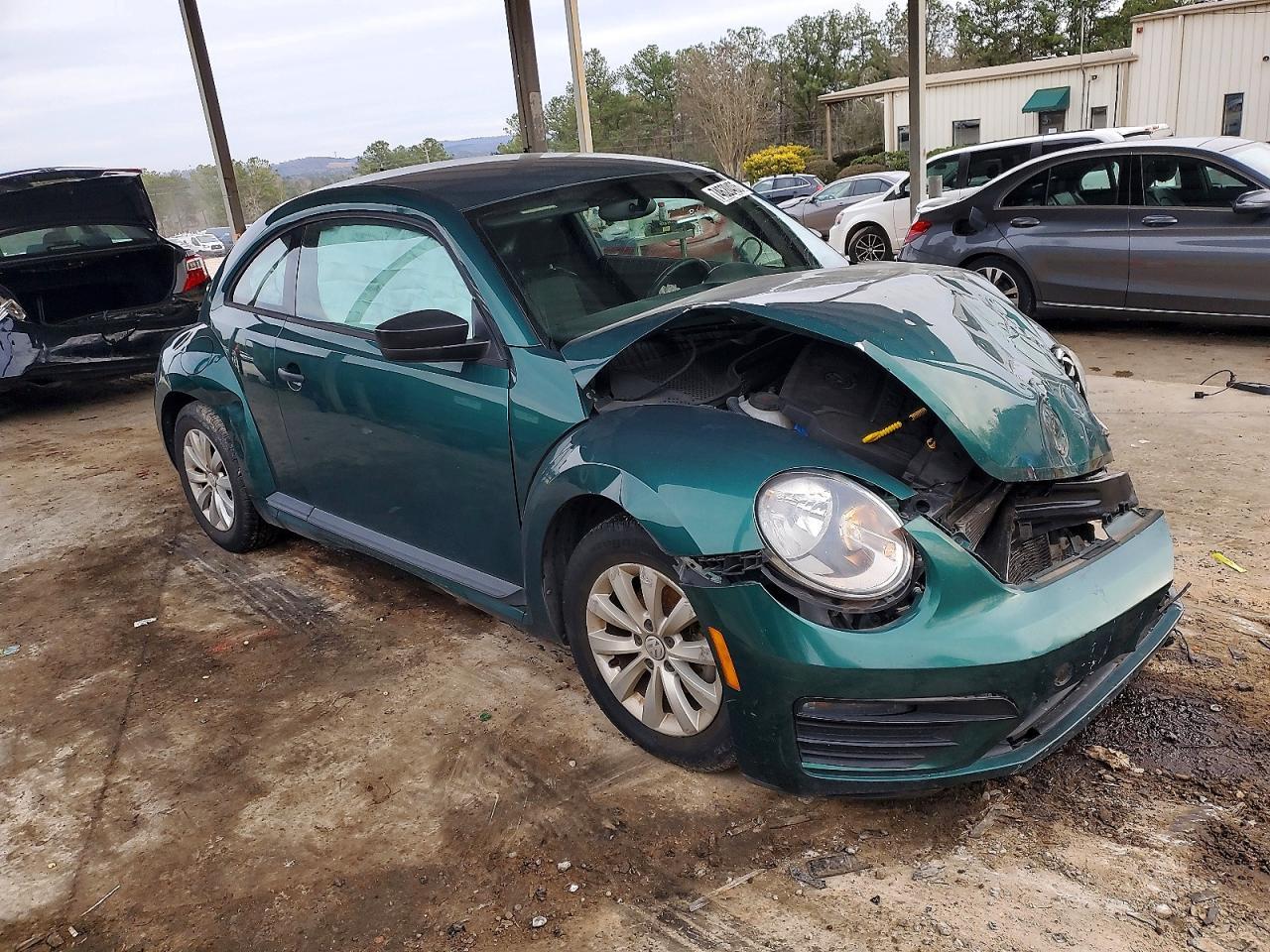 2018 VOLKSWAGEN Beetle