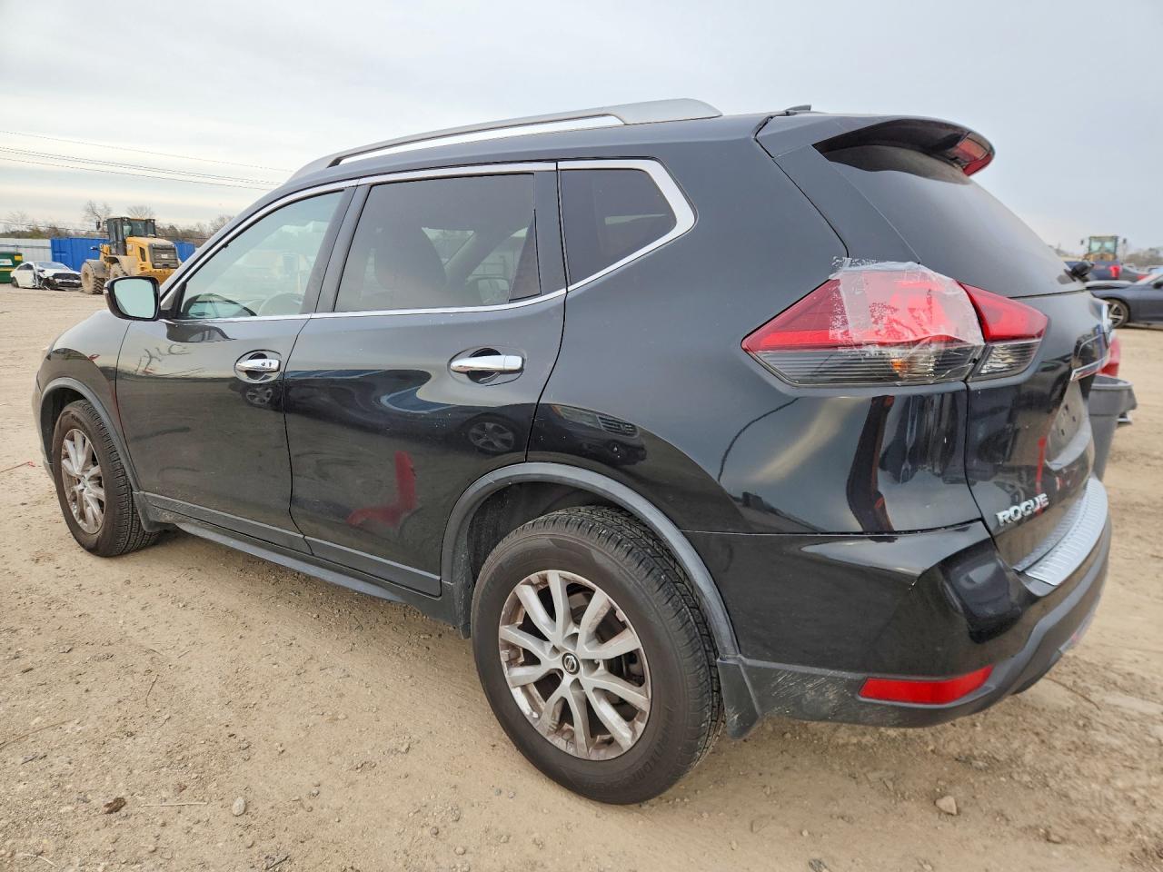 2018 NISSAN ROGUE