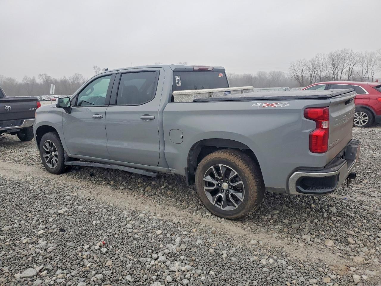 2024 CHEVROLET Silverado