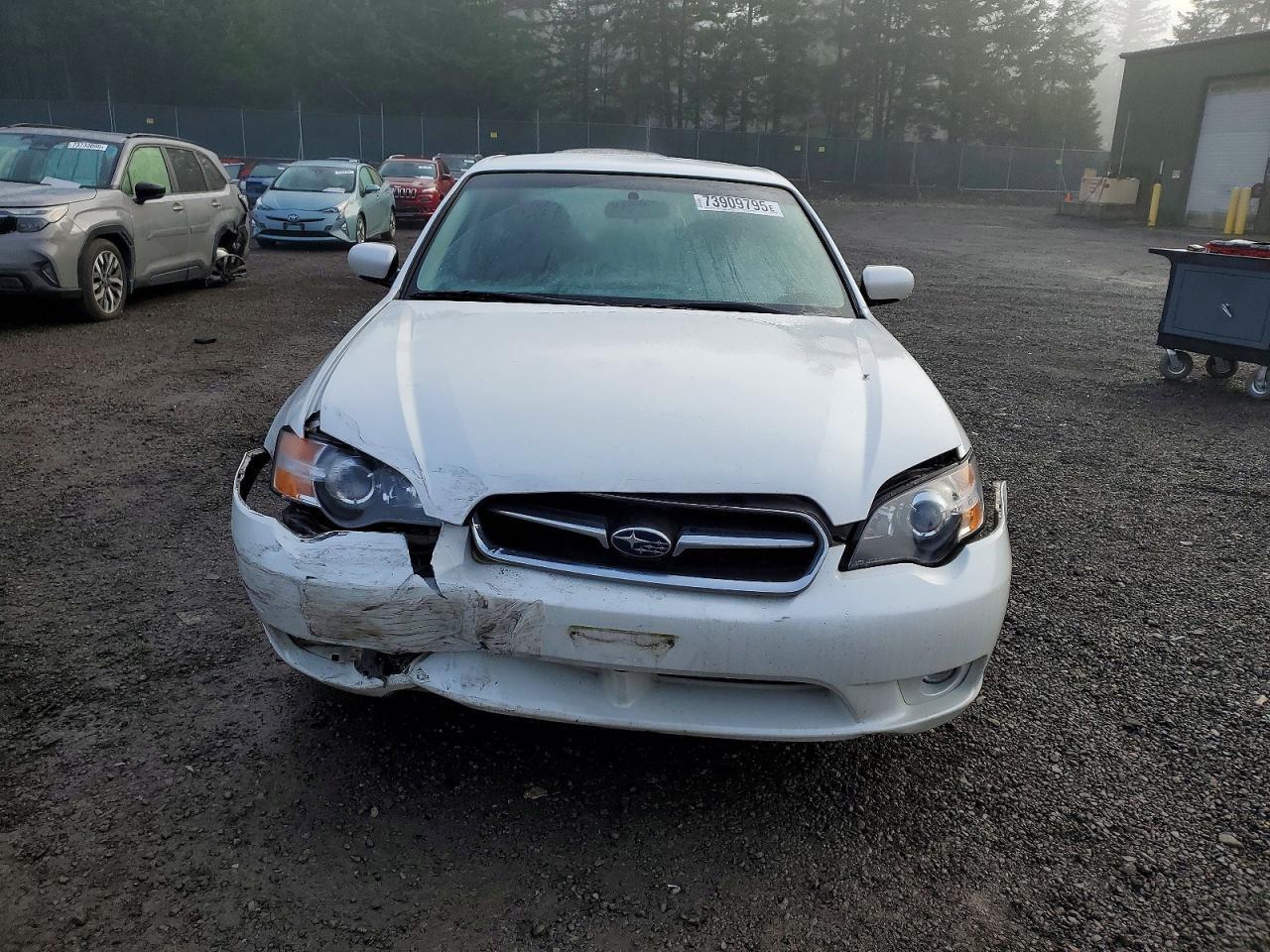 2005 SUBARU Legacy