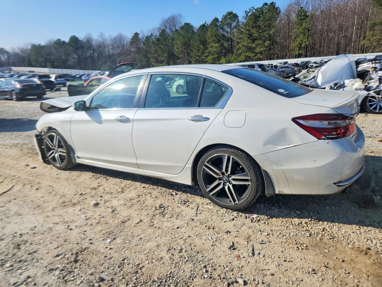 2016 HONDA ACCORD