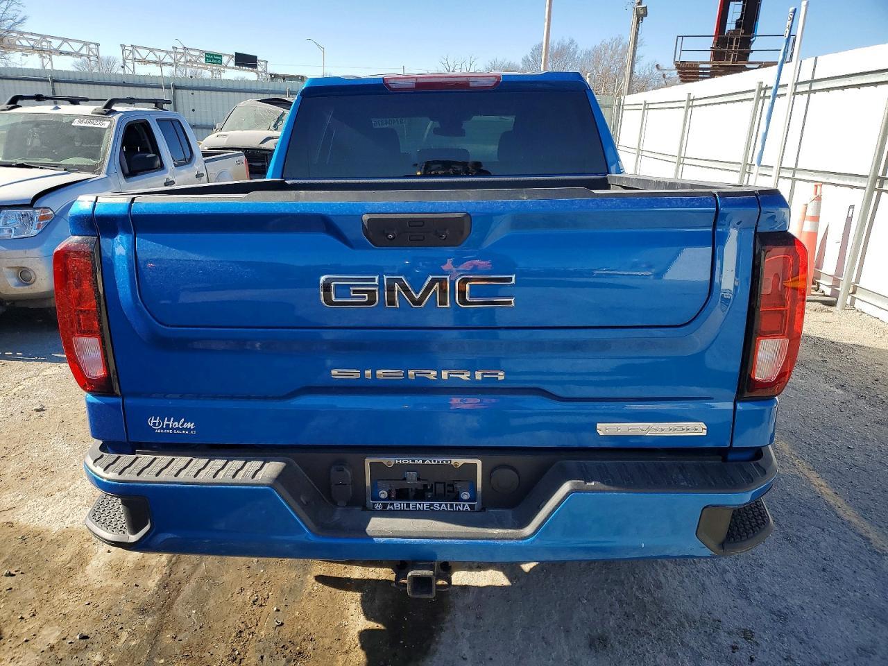 2022 GMC Sierra