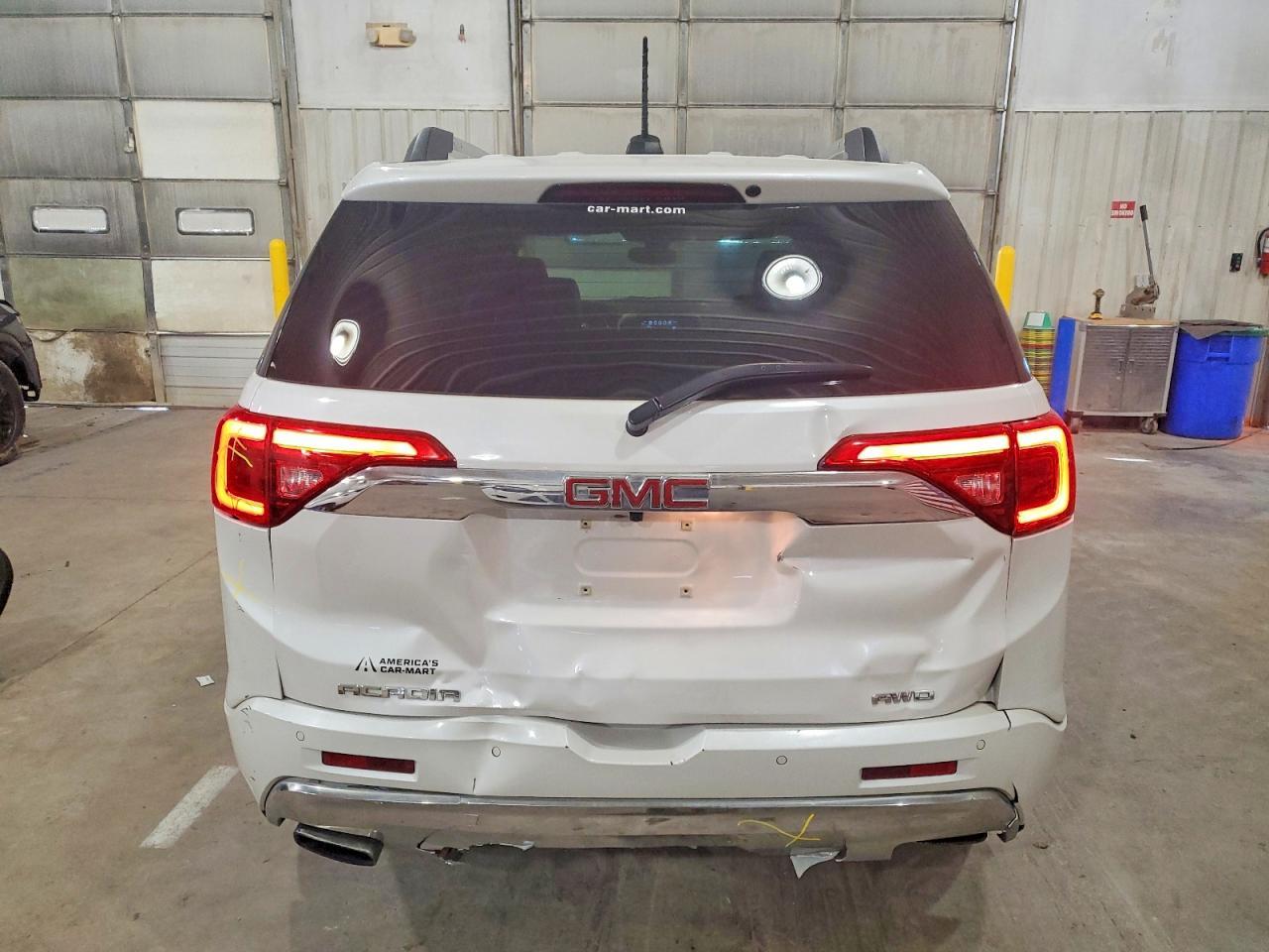 2017 GMC ACADIA