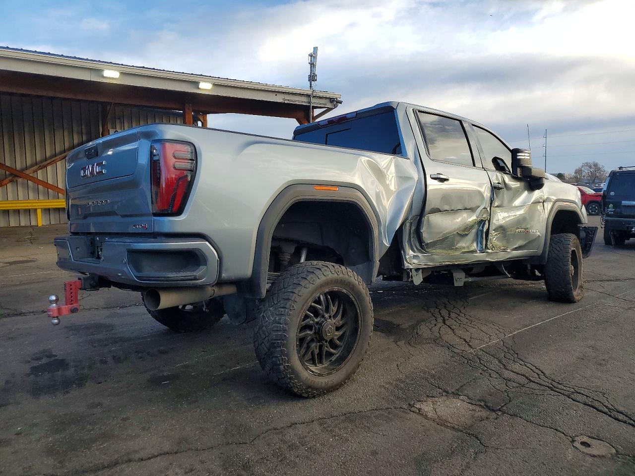 2024 GMC Sierra