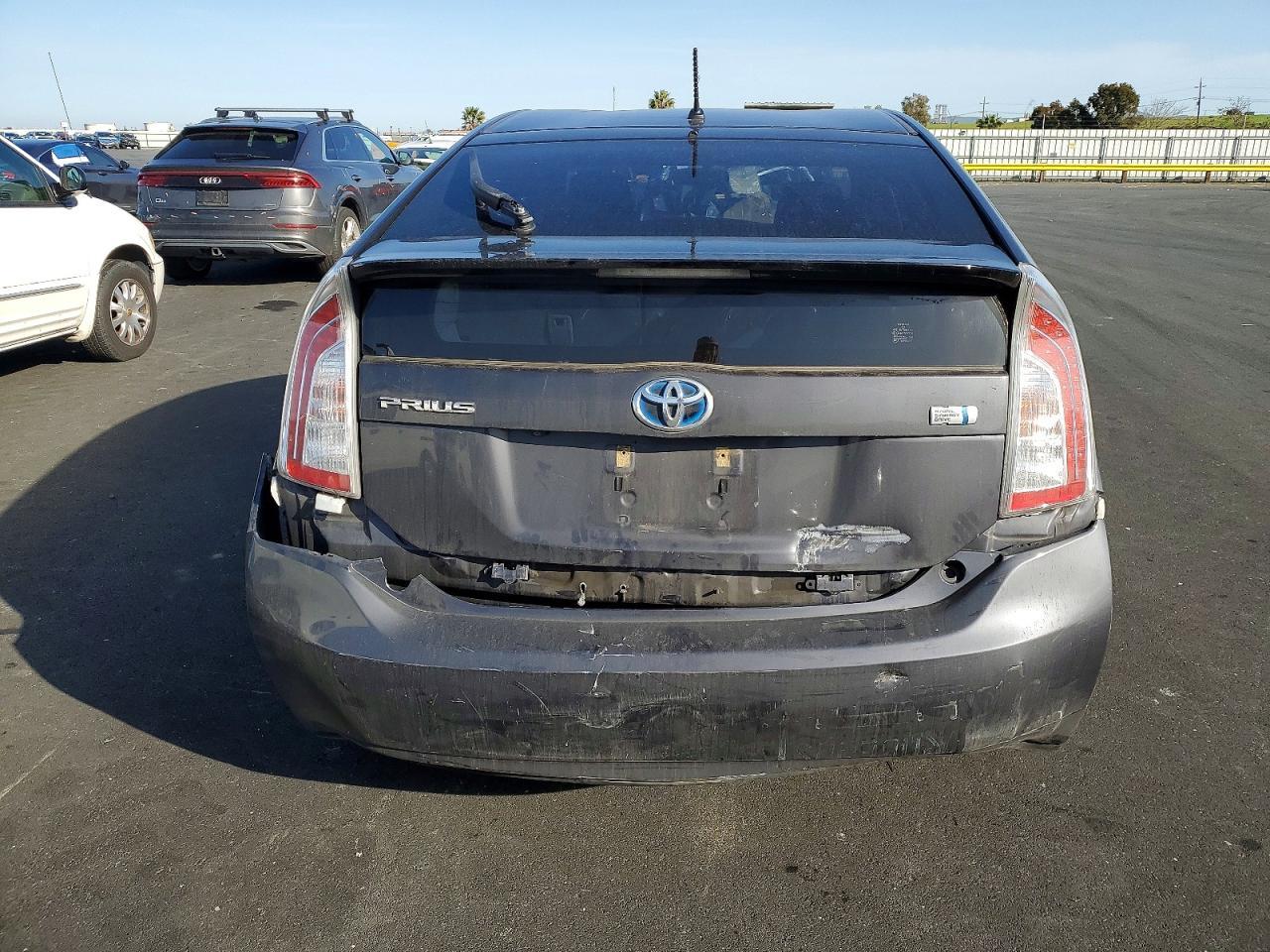 2015 TOYOTA PRIUS