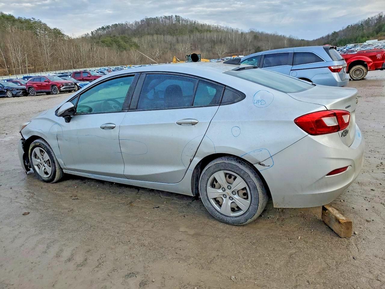 2017 CHEVROLET CRUZE